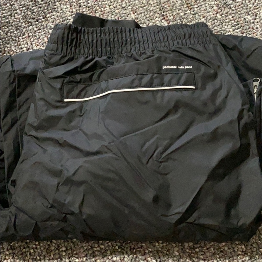 Adidas rain repellant women’s golf pants.